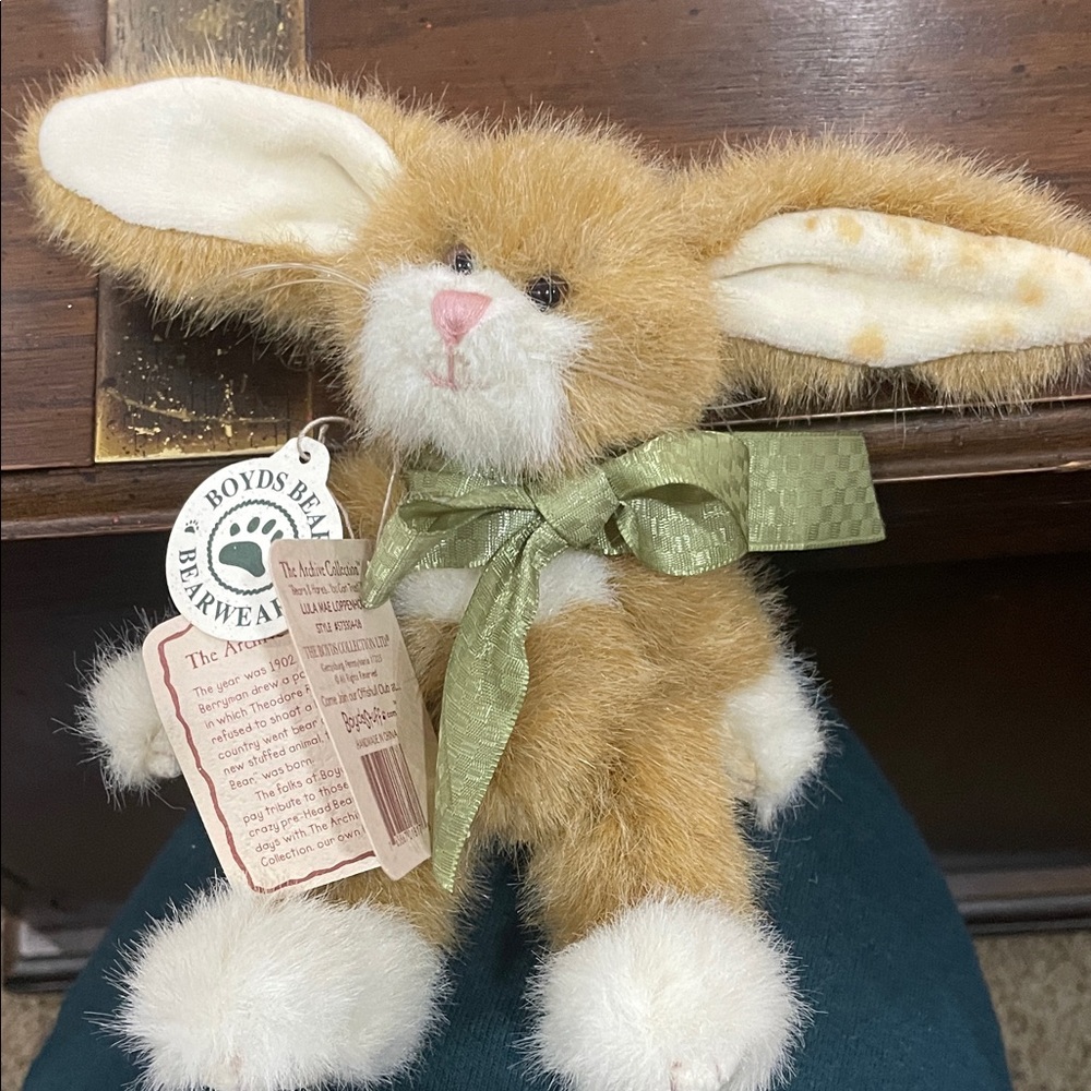 Boyds Bears Tan and White Stuffed Bunny with Green Bow